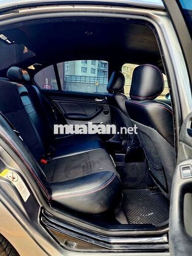 BMW 325i 2005 Full option