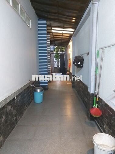 Gần trường Trí Tuệ Việt cho thuê nhà nguyên căn 3 tầng, 12x20