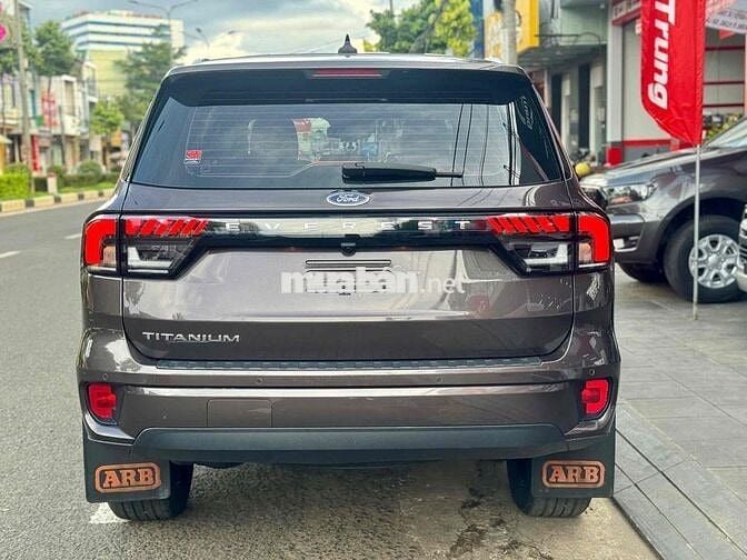 Ford Everest Titanium 4x2 2022