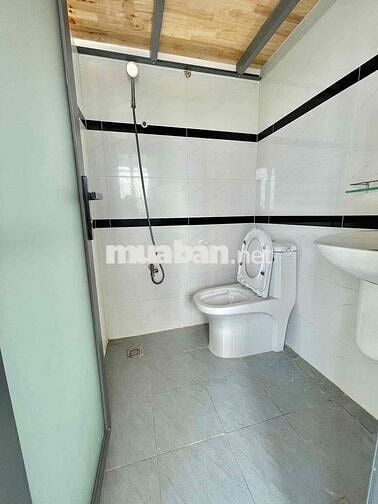 CĂN HỘ GẦN NTTU 5P ĐI XE , KHU VỰC YÊN TĨNH THOÁNG MÁT
