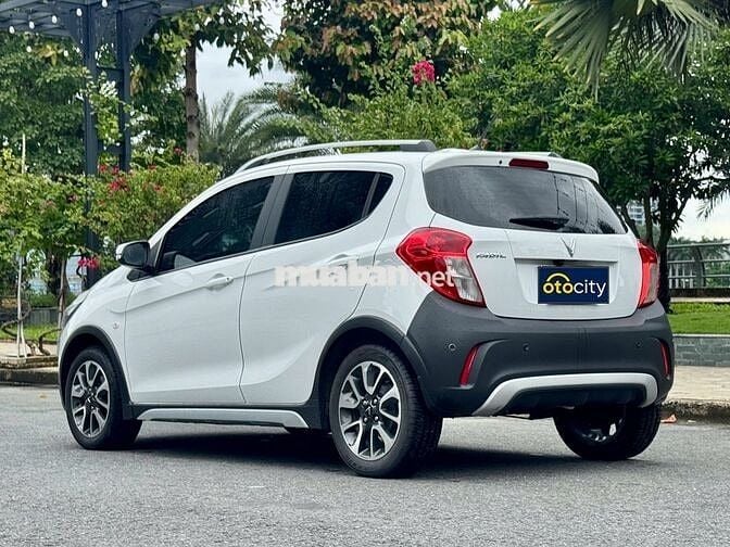 VinFast Fadil Plus 2022 - Màu trắng - 2v7km
