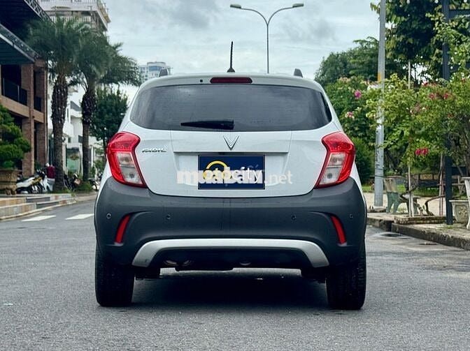 VinFast Fadil Plus 2022 - Màu trắng - 2v7km