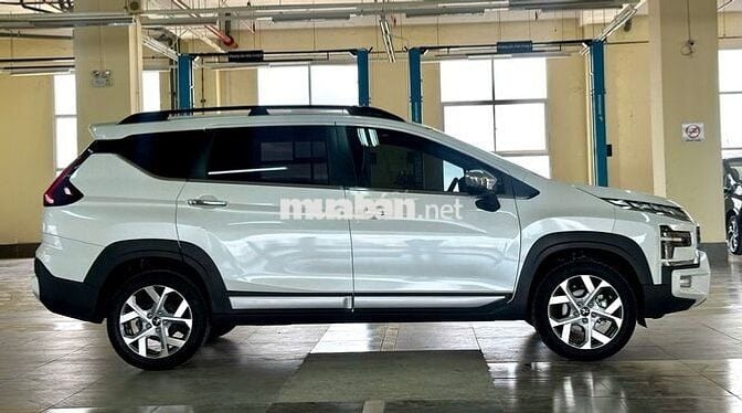 Mitsubishi Xpander Cross 2025 Xe Lướt + HT Vay