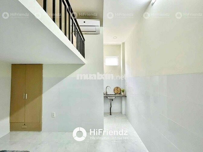 PHÒNG DUPLEX SẲN MÁY LẠNH GẦN ĐẠI HỌC VĂN HIẾN NGAY ĐẦM SEN qua Q10