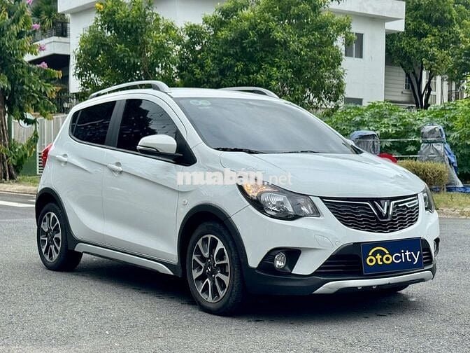 VinFast Fadil Plus 2022 - Màu trắng - 2v7km