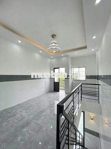 CẦN BÁN NHÀ LẦU NẰM GIÁP BỬU LONG SẴN SỔ RIÊNG CHỈ 1 TỶ XXX