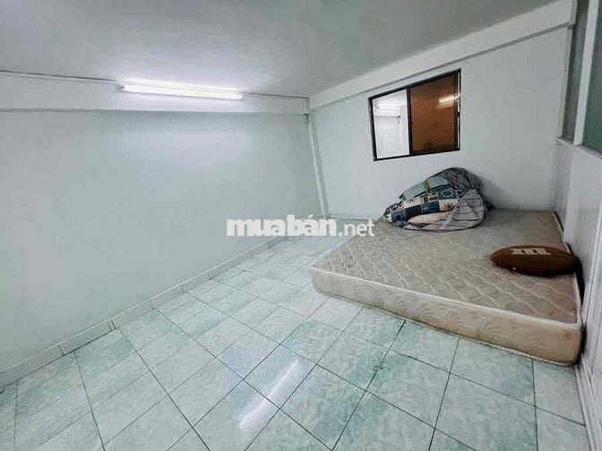 CC lầu 1, Nguyễn Trãi, Chợ Lớn, 112m2, trệt lửng 3 PN, Nhỉnh 3 tỉ