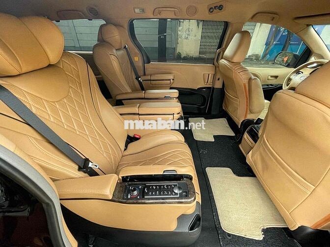Toyota Sienna LE 2.7 2011 - 70000 km