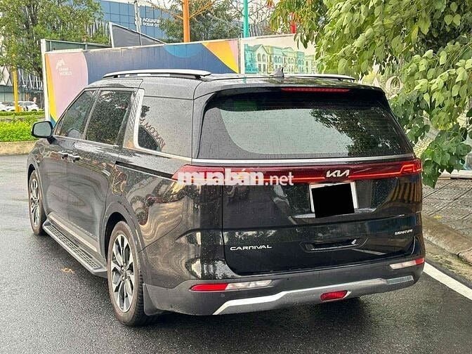 Kia Carnival 2024 2.2D Signature 7 ghế - 32000 km