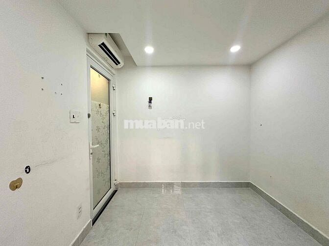 TRỐNG SẴN PHÒNG GIÁ RẺ - HẺM Ô TÔ - THANG MÁY HẦM XE KHU TRUNG TÂM