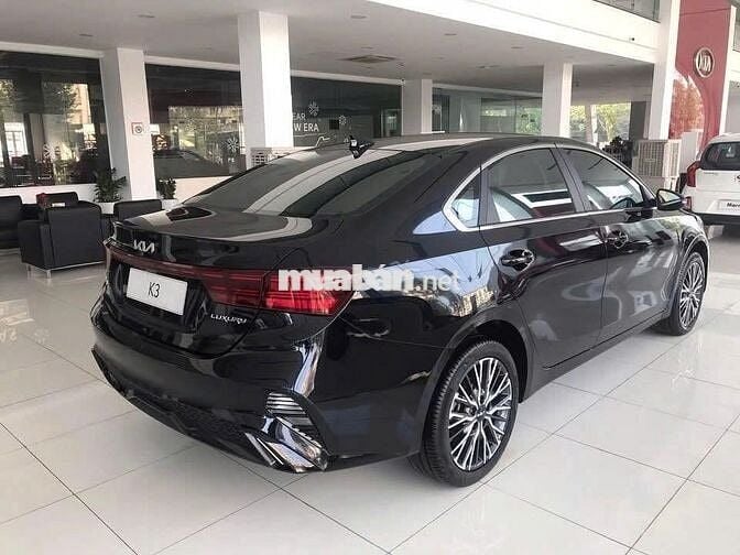 Kia K3 2025 Luxury 1.6 AT - 12 km