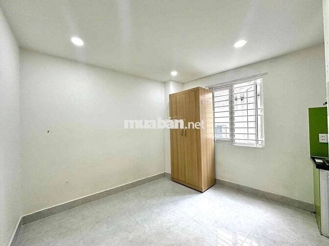 TRỐNG SẴN PHÒNG GIÁ RẺ - HẺM Ô TÔ - THANG MÁY HẦM XE KHU TRUNG TÂM