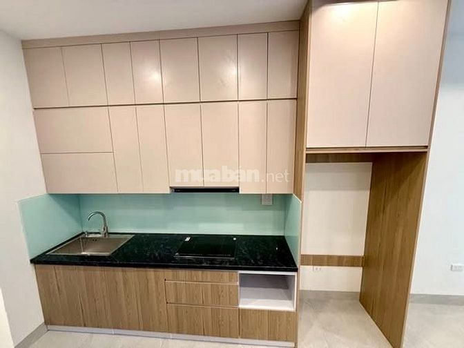 NHÀ CỰ KHỐI - 3 PHÒNG NGỦ - MỚI TINH - VÀO Ở LUÔN - 4 TỶ HƠN