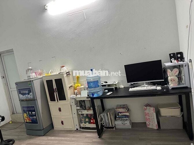 Cho thuê phòng tầng 1 20m2 898 đường láng, đốn g đa hà nội