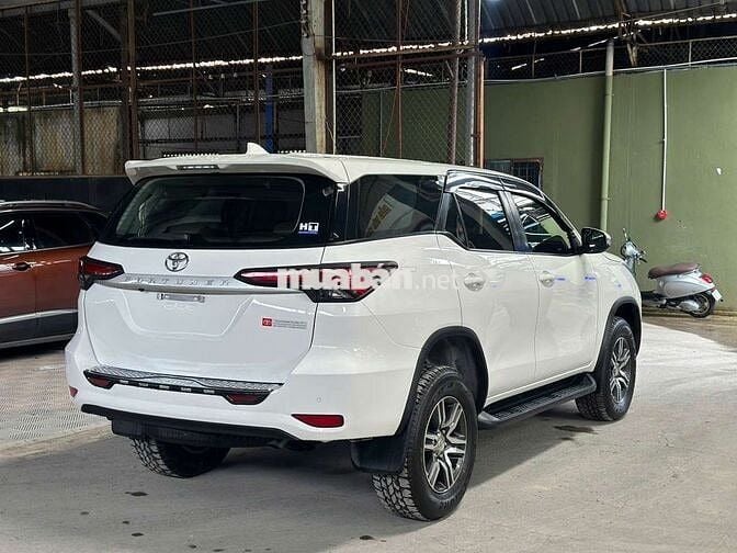 Form mới Toyota Fortuner 2.4G sàn 2020 lướt 6 vạn.