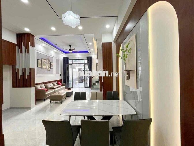 Bán Nhà Phố Hoàn Công Mỹ Hạnh Nam Ngay Trung Tâm