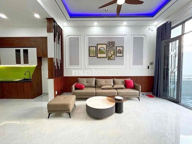 Bán Nhà Phố Hoàn Công Mỹ Hạnh Nam Ngay Trung Tâm