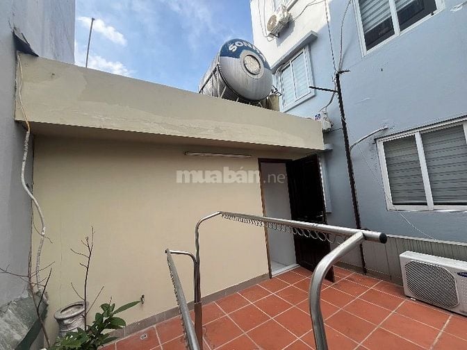 Cần bán sớm nhà Linh Lang,~ 80m2, lô góc, 3 thoáng, trước sau như 1 