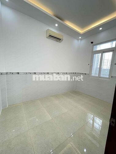 Nhà lầu 3 phòng 3 máy lạnh KDC Hàng Bàng