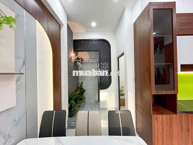 Bán Nhà Phố Hoàn Công Mỹ Hạnh Nam Ngay Trung Tâm