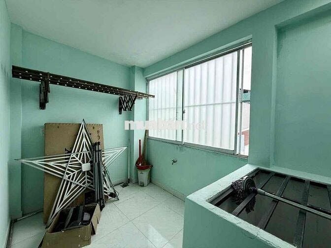 Nhà Phố 3 Lầu 4x18m SHR, 4PN, Ô Tô Đậu Cửa, Gần Metro Gò Vấp – Q12