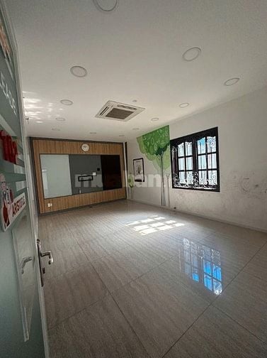 Bán góc 2 mặt tiền Võ Văn Ngân, Thủ Đức, 443,8m², đang cho thuê