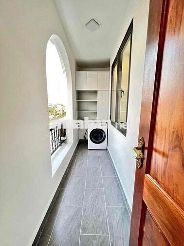 CĂN HỘ 1PN, 1PK BAN CÔNG 60m2 GIÁ 9,5triệu GẦN LOTTE MART, ĐẠI HỌC TDT