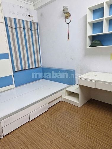 Cho thuê nhà ngõ 515 Hoàng Hoa Thám ba gác vào cửa 
