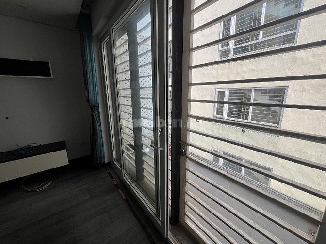 Cần bán sớm nhà Linh Lang,~ 80m2, lô góc, 3 thoáng, trước sau như 1 