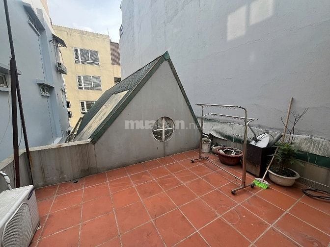 Cần bán sớm nhà Linh Lang,~ 80m2, lô góc, 3 thoáng, trước sau như 1 