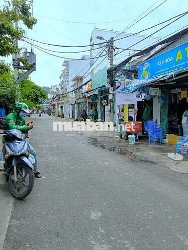 Bán nhà mặt tiền HXH gần ngay Lâm Văn Bền, P. Tân Kiểng, Quận 7