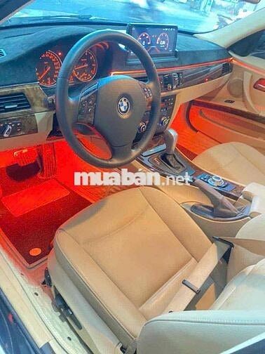 BMW 3 Series 2010 320i - 123 km