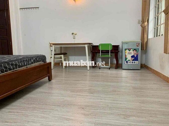 Phòng Full NT Bạch Đằng thông Hồng Hà tiện đi lại 2 hướng