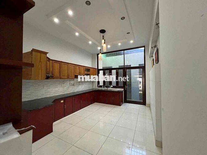 CHO THUÊ NHÀ MẶT TIỀN ĐƯỜNG T8 TAY THẠNH