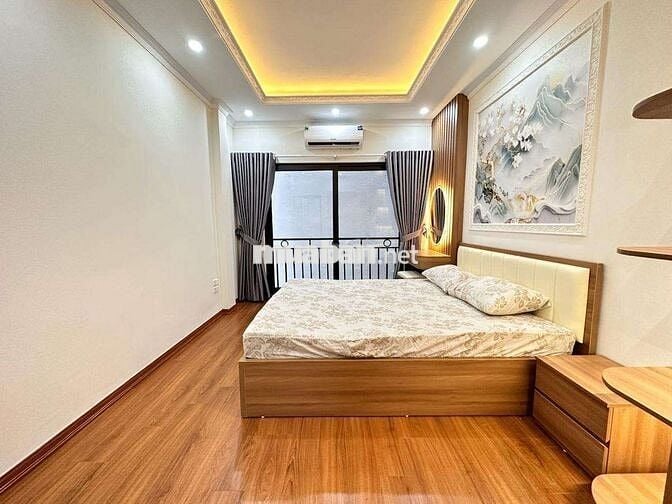 Mặt Phố! Bưởi, vỉa hè, kinh doanh hay ở đều sướng. Giá tích sản 35m2