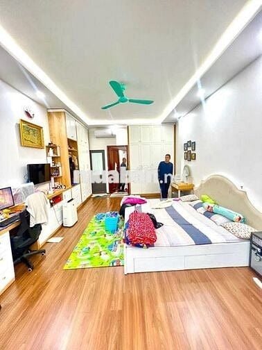 SIÊU PHẨM HOÀNG HOA THÁM, MẶT PHỐ KINH DOANH, VỊ TRÍ ĐẸP, THANG MÁY