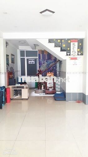 Mặt bằng trệt 80 m2 nhà mặt tiền Trần Văn Kiểu Quận 6ho