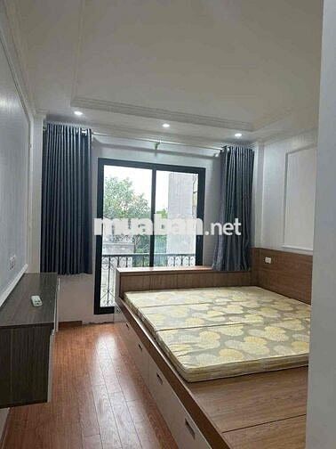 Siêu phẩm! Bán nhà Ngọc Thuỵ, Diện tích: 31m² x 5 tầng,hơn 6 tỷ.