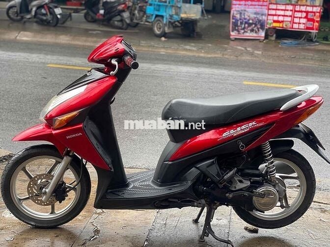 BÁN XE CLICK. XE RẤT ĐẸP MÁY ZIN CỰC ÊM
