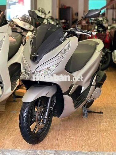PCX 150 xám bạc bs 60006 ( xe chính chủ )