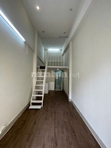 CHO THUÊ NHÀ NGUYÊN CĂN HXH Q1 MỚI 100% TRỆT LỬNG LẦU