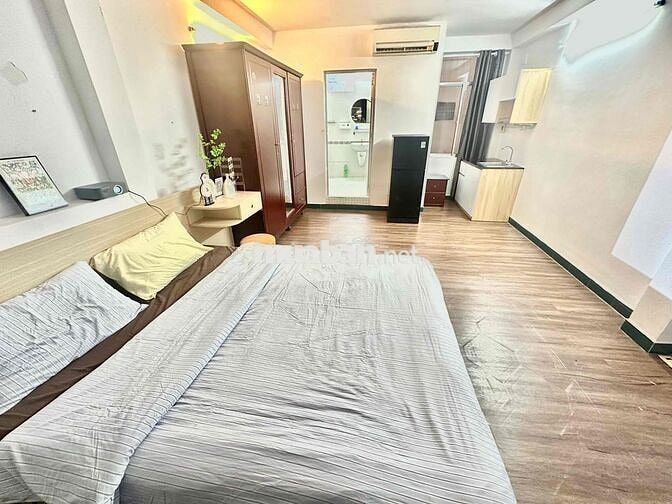 Phòng đầy đủ nội thất, bếp, rộng rãi Bình Thạnh