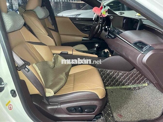 Lexus ES 2*** km