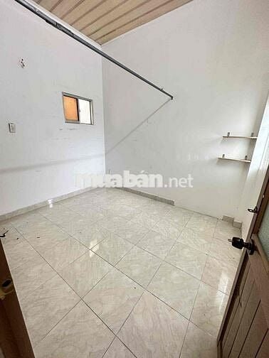 CHO THUÊ NHÀ HẺM XE TẢI NGUYỄN VĂN KHỐI P9, ĐỐI DIỆN C. VIÊN LÀNG HOA