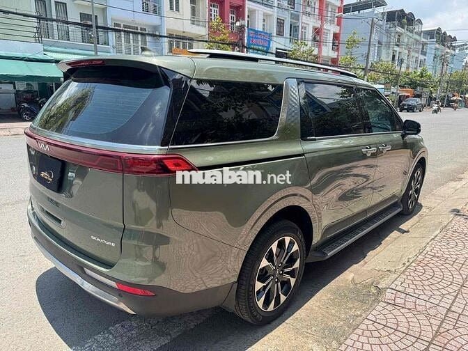 Kia Carnival 2023 Signature 2.2D - 21000 km