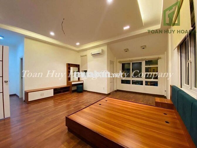 Biệt thự cao cấp cho thuê tại Phúc Lộc Viên - V0481