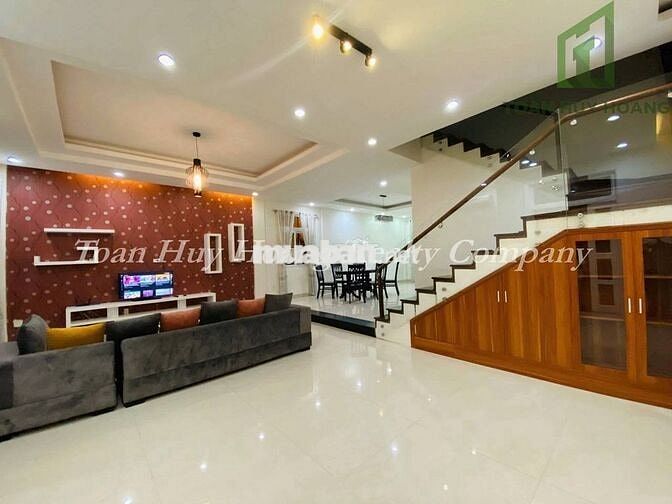 Biệt thự cao cấp cho thuê tại Phúc Lộc Viên - V0481