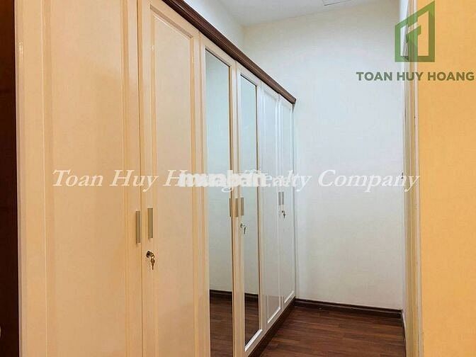 Biệt thự cao cấp cho thuê tại Phúc Lộc Viên - V0481