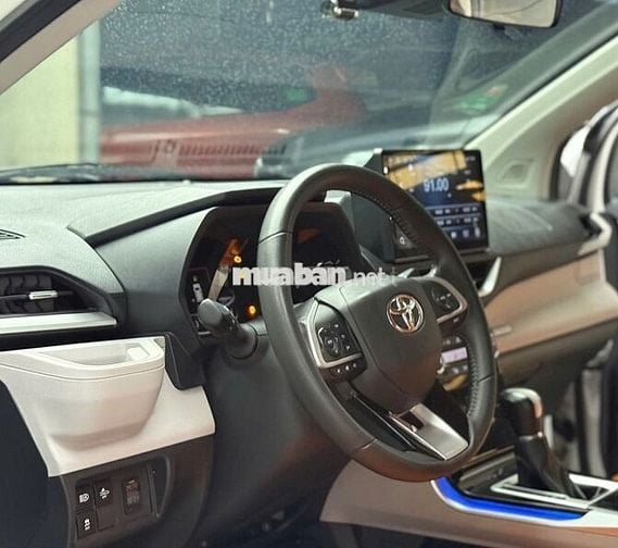 Toyota Veloz Cross 2022 CVT Top - 77295 km
