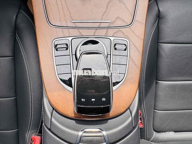 Mercedes Benz E200 sản xuất 2019